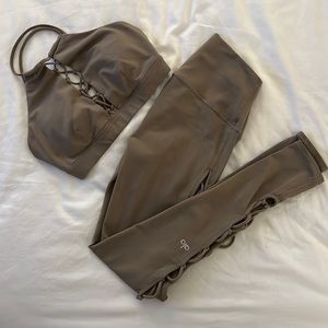 All Yoga | Set (Top & Bottom) | XS